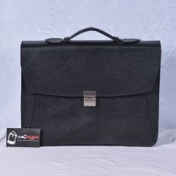 Bật mí cách chọn xưởng may cặp học sinh giá rẻ tại TPHCM